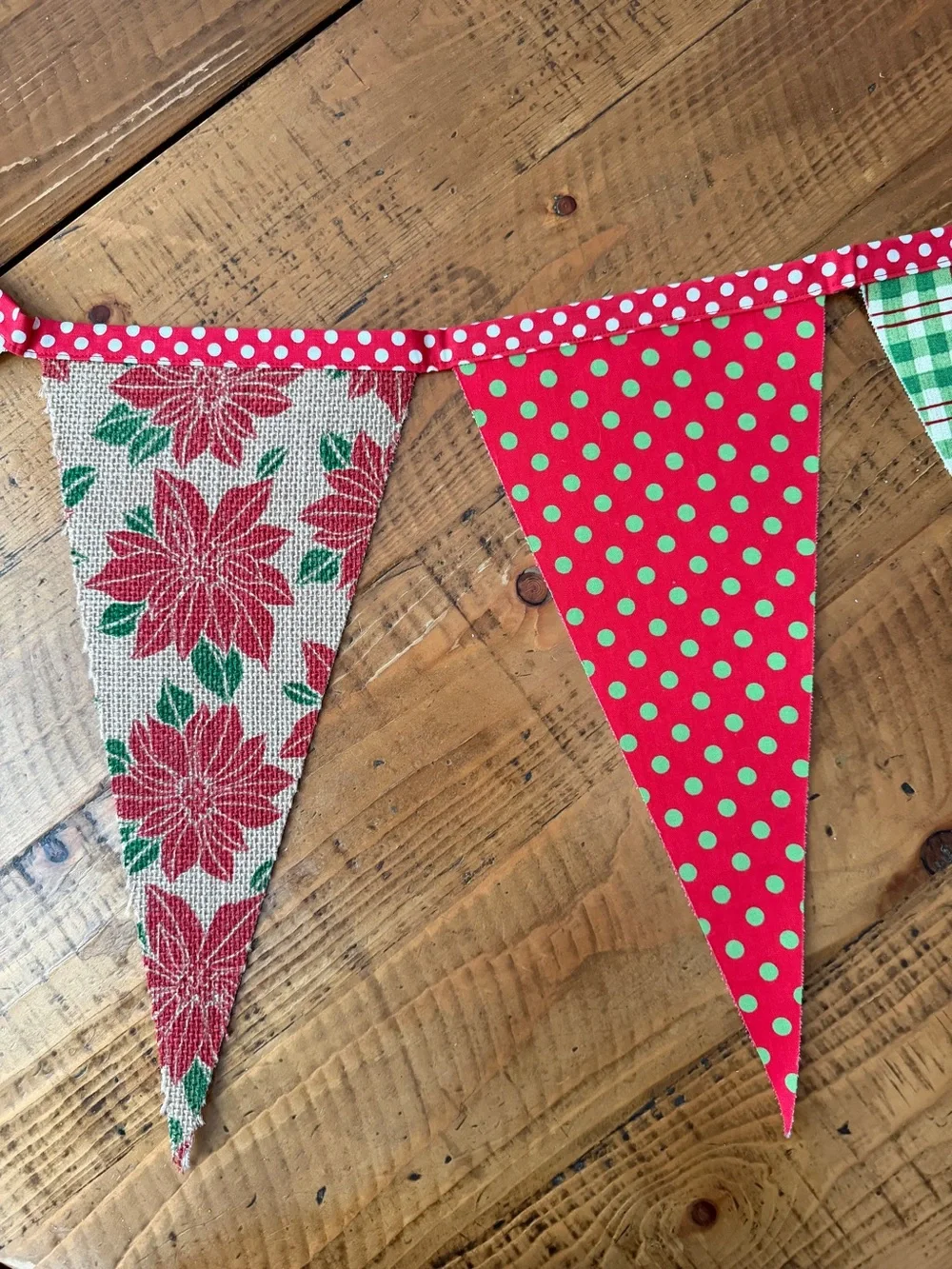 Red & Green Christmas Holiday Fabric Pennant Garland